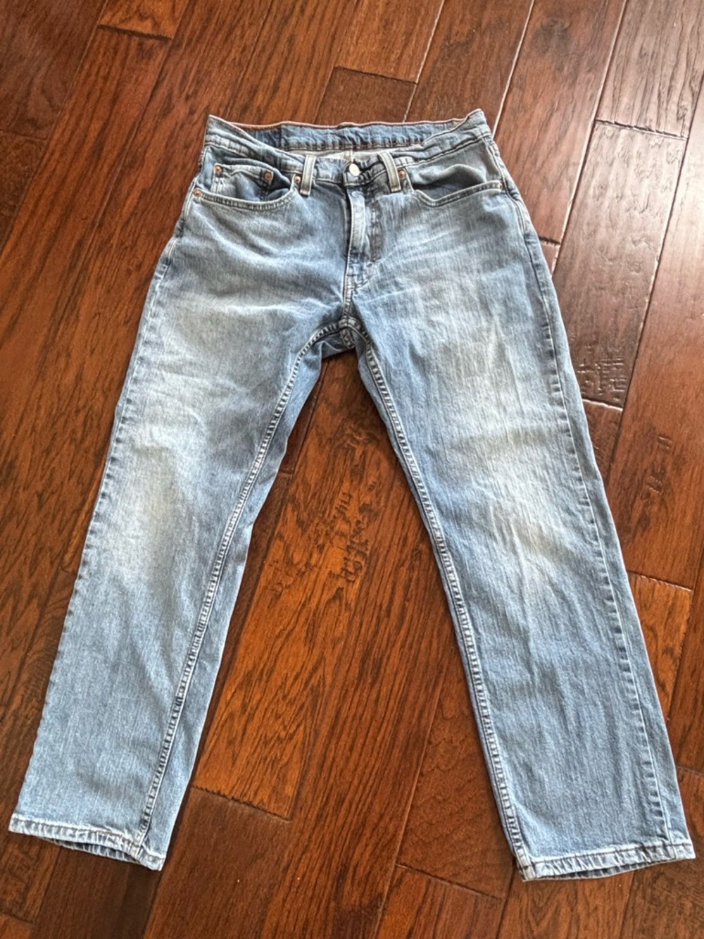 Men's Light Wash Straight-Leg Jeans